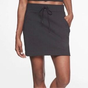 Athleta Women's Modern Metro Skort